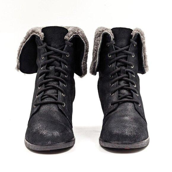 UGG Women Zea Ash Black Distress Leather Waterproof Wedge Boots size 10 - Picture 2 of 11